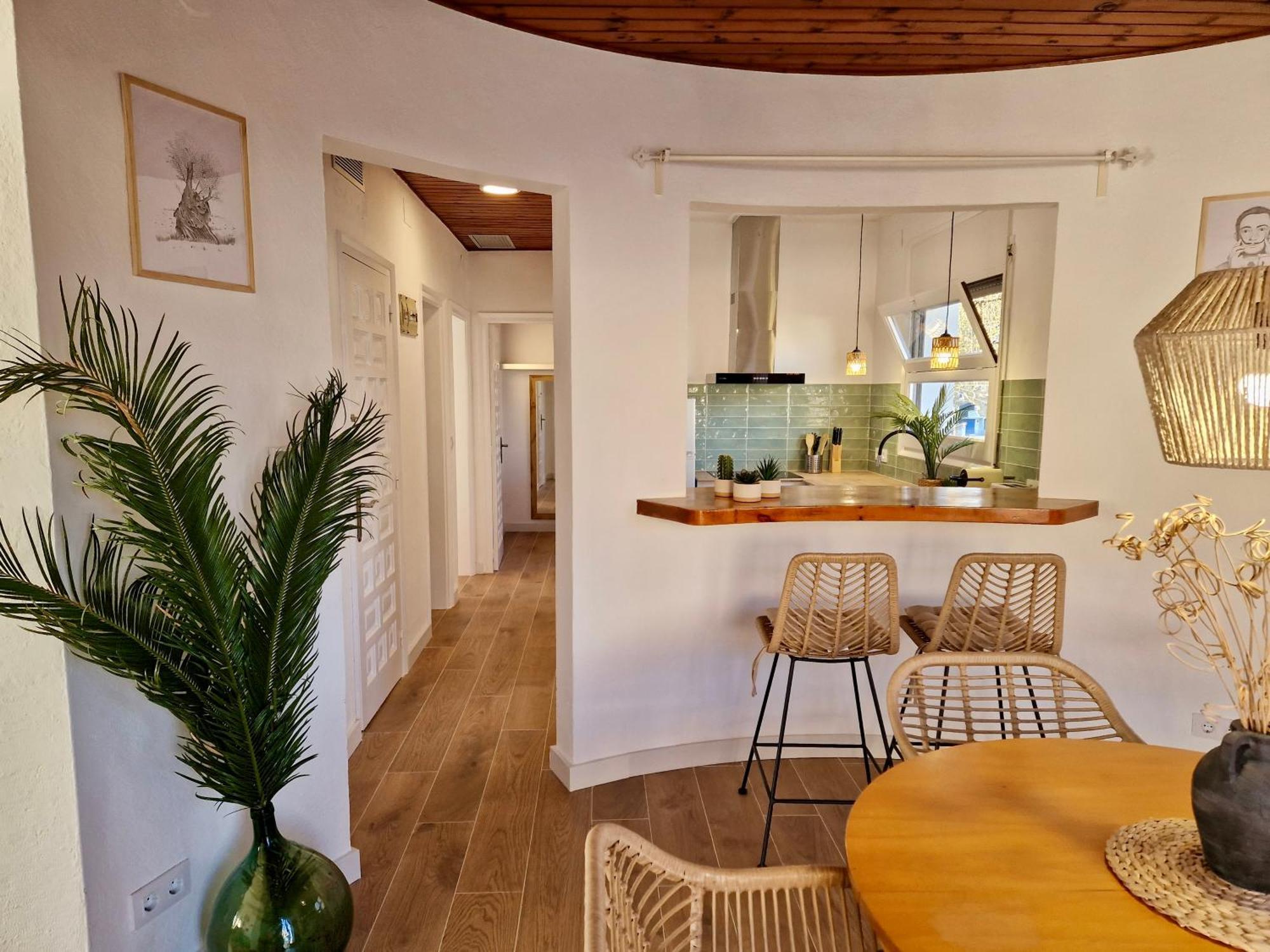 Gorgot P1 I Apartamento Con Terraza Y Piscina Comunitaria Cerca De La Playa 艾姆布里亚布拉瓦 外观 照片