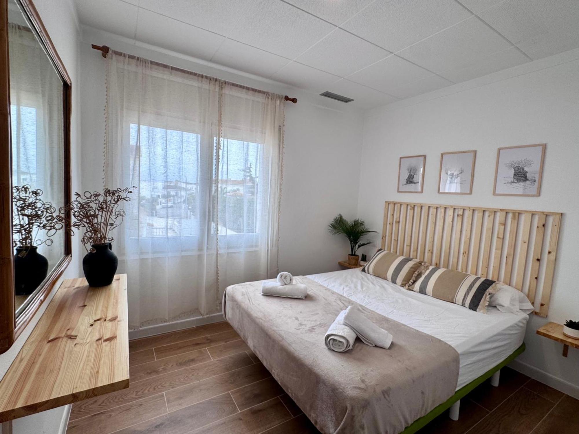Gorgot P1 I Apartamento Con Terraza Y Piscina Comunitaria Cerca De La Playa 艾姆布里亚布拉瓦 外观 照片