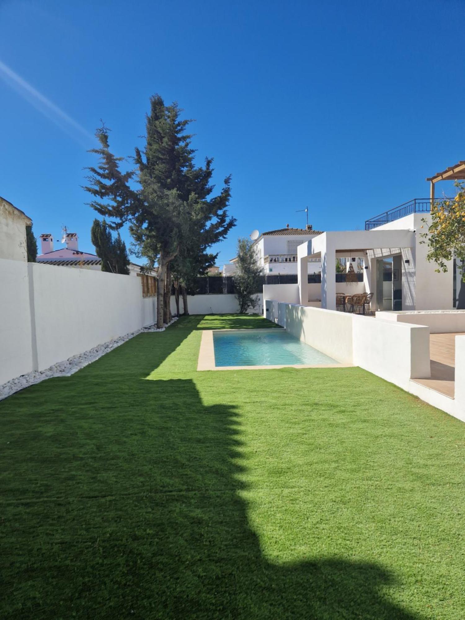 Gorgot P1 I Apartamento Con Terraza Y Piscina Comunitaria Cerca De La Playa 艾姆布里亚布拉瓦 外观 照片