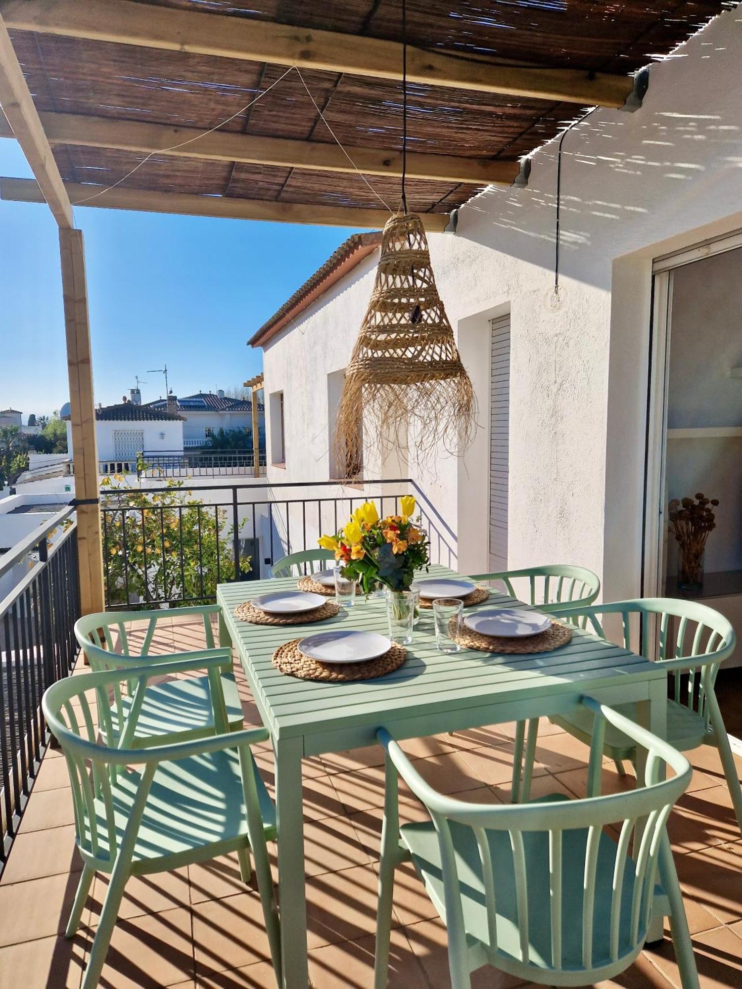 Gorgot P1 I Apartamento Con Terraza Y Piscina Comunitaria Cerca De La Playa 艾姆布里亚布拉瓦 外观 照片