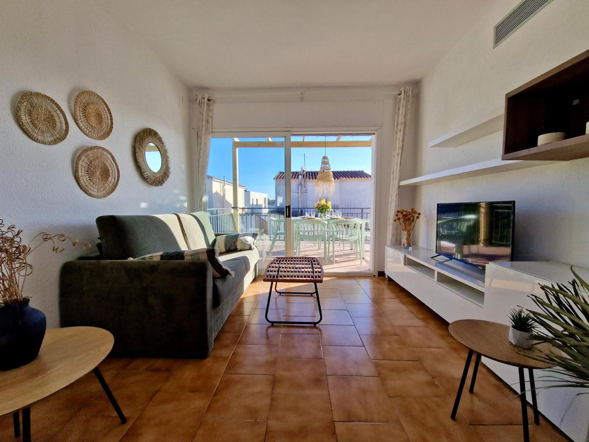 Gorgot P1 I Apartamento Con Terraza Y Piscina Comunitaria Cerca De La Playa 艾姆布里亚布拉瓦 外观 照片