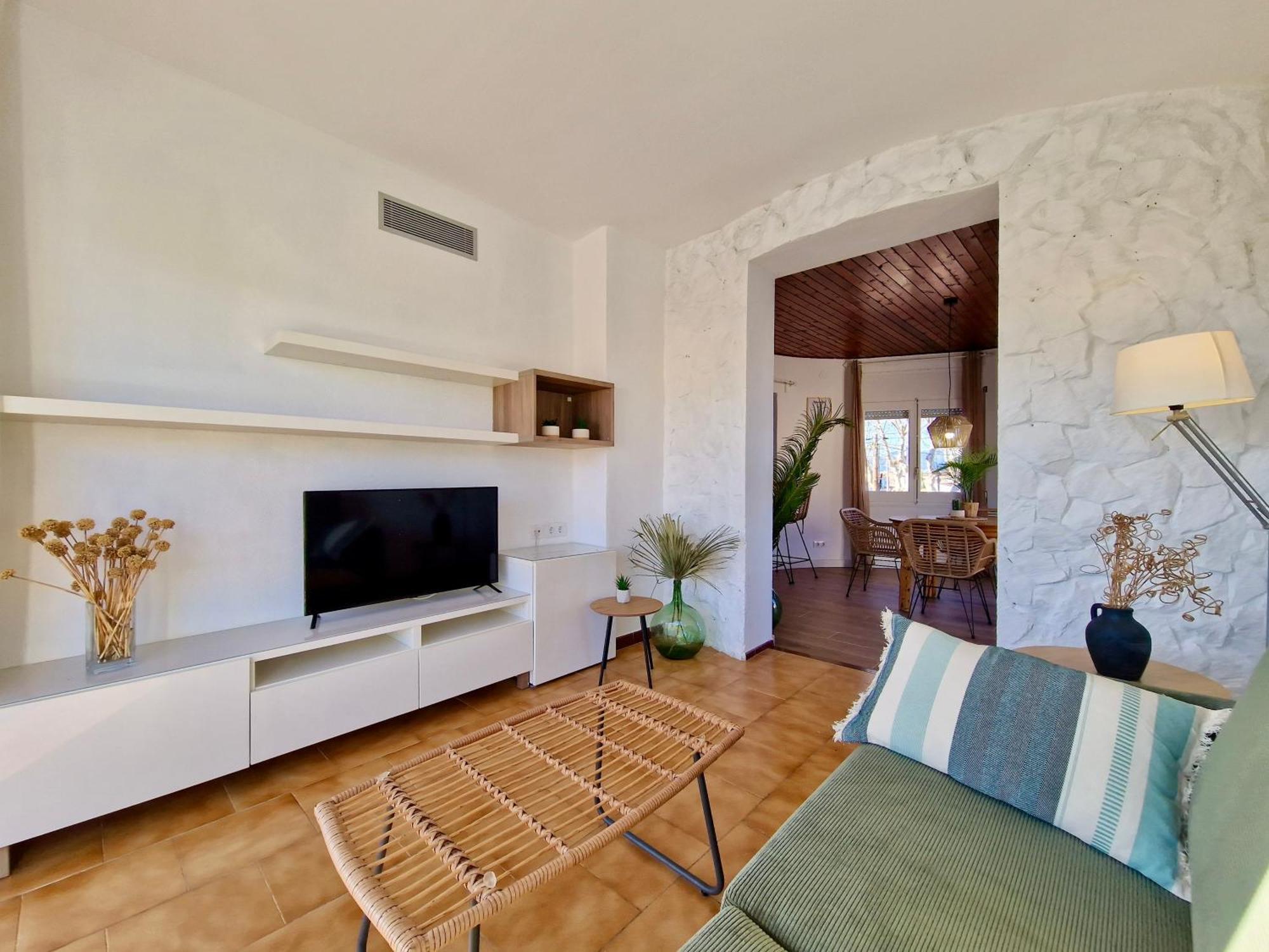 Gorgot P1 I Apartamento Con Terraza Y Piscina Comunitaria Cerca De La Playa 艾姆布里亚布拉瓦 外观 照片